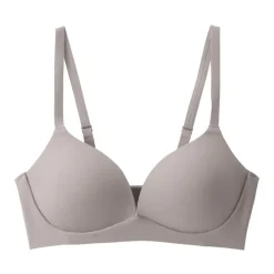 Women's Wireless Molded Bra with No Hooks